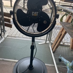 CATERPILLAR 扇風機の画像