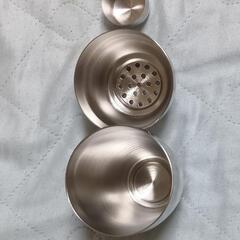 ほぼ新しいシェーカーの画像