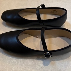一度のみ使用　GU gu シューズ　フラット　パンプス　ブラック　黒　靴の画像