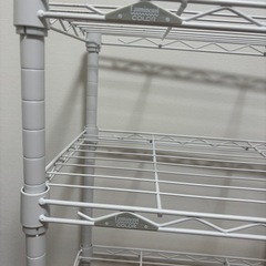 ルミナスカラースチールラックの画像