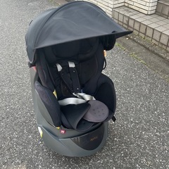 Aprica チャイルドシート Fladea