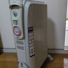 DeLonghi オイル・ラジエターヒーター【3~8畳用】