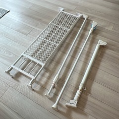 つっぱり棚、つっぱり棒の画像