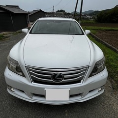 レクサス　LS600H  サンルーフ付