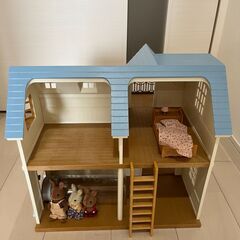 シルバニアファミリー青い屋根の家の画像