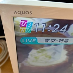 シャープ AQUOS テレビ 22型 2T-C22AD ホワイトの画像