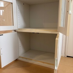 食器棚　収納棚の画像