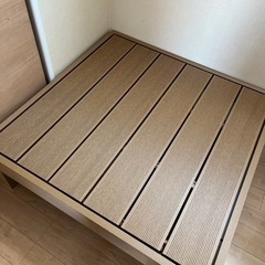 ウッドデッキ　人工木　正方形