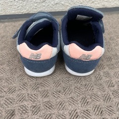 ニューバランス　スニーカーの画像
