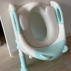 子ども用トイレの画像