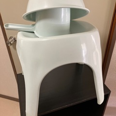 入浴用品三点、チェアー、洗面器