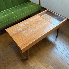 コーヒーテーブルの画像