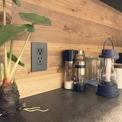 電気工事 承ります！コンセント・スイッチ・照明器具の交換】