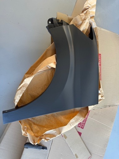 タントカスタムH29.DBA LA６００s 左フロントフェンダー