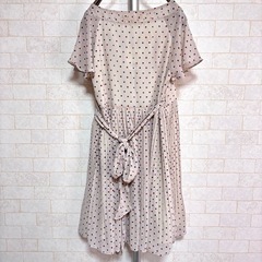 新品✨　定価1万円　マーキュリーデュオ　　シフォンワンピの画像