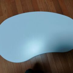 小さな机