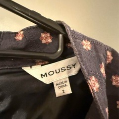 MOUSSY ネイビー ピンク花柄ワンピース（サイズ2）の画像