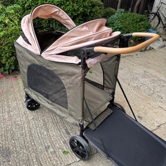GO HOUT Multi pet stroller ペットカート 大型 犬用カート 猫用カート 多頭 飼育 韓国ブランド 折り畳みの画像