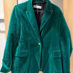 ZARA ベルベット ジャケット（Mサイズ・グリーン）の画像