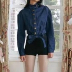 Bibiy. デニムジャケットの画像