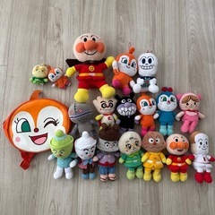 アンパンマンぬいぐるみまとめ売り
