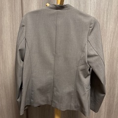セットアップ グレージュの画像