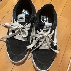 vans スニーカー　レディース　23.5