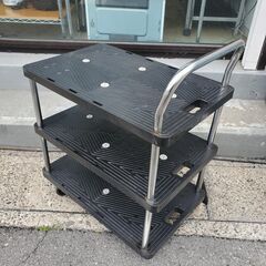 静かな 樹脂台車 3段 積載荷重150kg 静音 黒 ブラック◆幅45.5cm 奥行70cm 高さ86cm◆近隣配送無料 買取帝国 朝霞店の画像