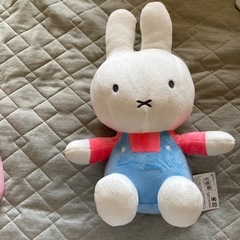 ミッフィー　ぬいぐるみ