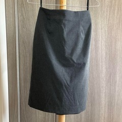 ユニクロ　ストレッチタイトスカート