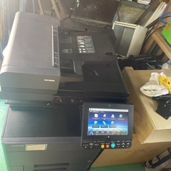 複合機　京セラ　TASKalfa 2552ci