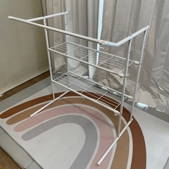 押入れ収納ハンガーラック　の画像