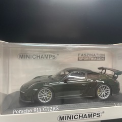 1/43 ポルシェ　911 GT2 RS ミニチャンプス　ミニカー