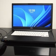 富士通10世代高性能CPUi5最新Windows11メモリ8GB高速SSD240GBWifi接続可能カメラ内蔵マウス付属の画像