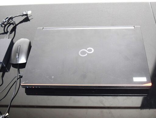 富士通高性能10世代CPU最新Windows11メモリ8GB高速SSD240GBWifi接続