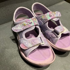 女児19センチ　サンダル