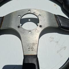 MOMO　RACE  D35 高級🇮🇹イタリア製品　ステアリングホイール 黒の画像