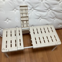 押入れ伸縮棚の画像