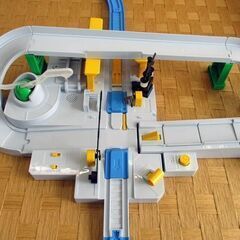 トミカ プラレール くるぞわたるぞ！カンカン踏切セット TOMICA ミニカー ジオラマ 電車  札幌 北20条の画像