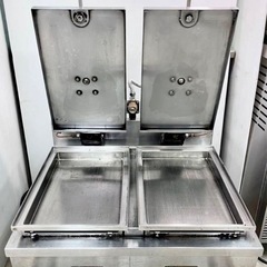 直接引き取り5%OFF　ニチワ 卓上自動餃子焼機 2011年製 幅650×奥行き600×高さ240(ﾊﾞｯｸｶﾞｰﾄﾞ360)mm 三相200V 餃子 電気餃子焼き機 飲食店 店舗用品 厨房機器 411122の画像