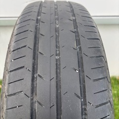 【ジャンク】タイヤ　165/65R15 81Sの画像
