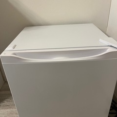 【2024年10月購入 美品】MAXZEN 小型冷凍庫31L J...