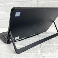 タブレットPC 12.5型 FUJITSU ARROWS Tab R727/R Core i3-7100U 2.40GHz /メモリ4GB/SSD128GB/Windows10 ビジネスシーンに ☆札幌市 白石店  の画像