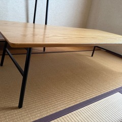 折りたたみテーブル