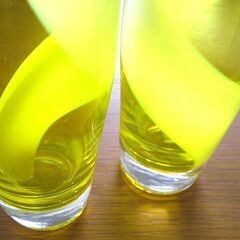 アンティークな色付グラス（イエロー）２個セットの画像