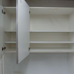 食器棚キッチンボードの画像