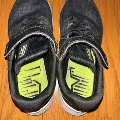 21cmNIKEスニーカーの画像
