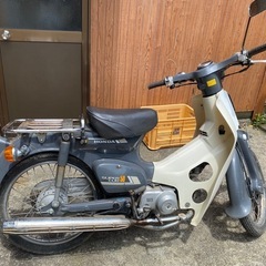 ホンダ　スーパーカブ
の画像