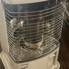 トヨトミ 石油ストーブ (木造8畳まで/コンクリート10畳まで) キャリングハンドル付 RS-H2900(W)の画像