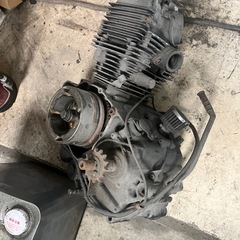 TW200エンジン